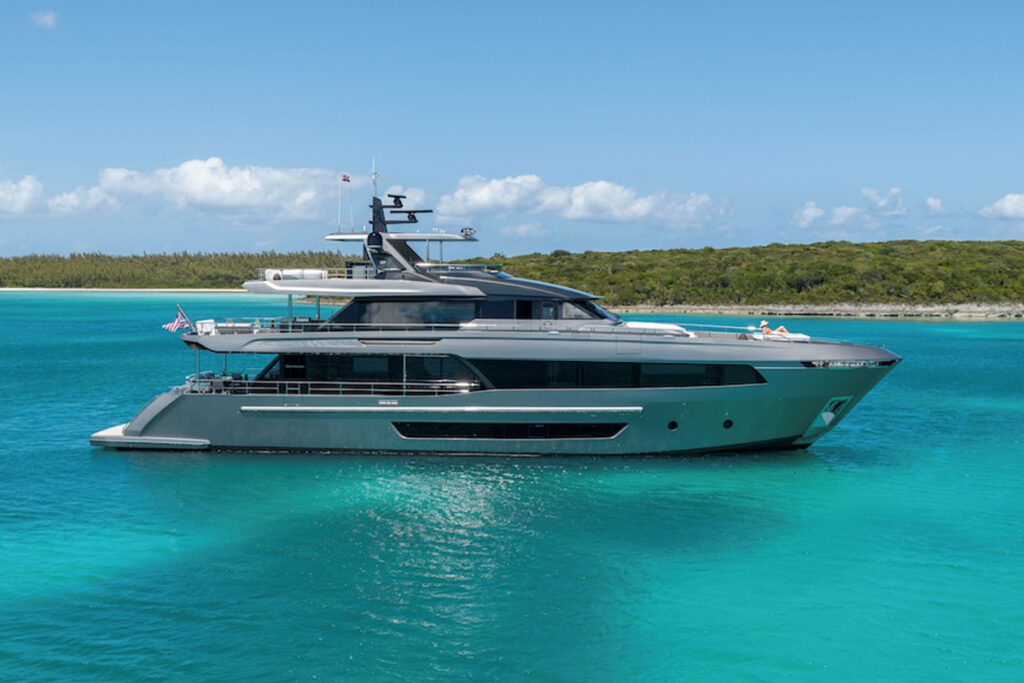 113-foot Ocean Alexander 35P A Salt Weapon