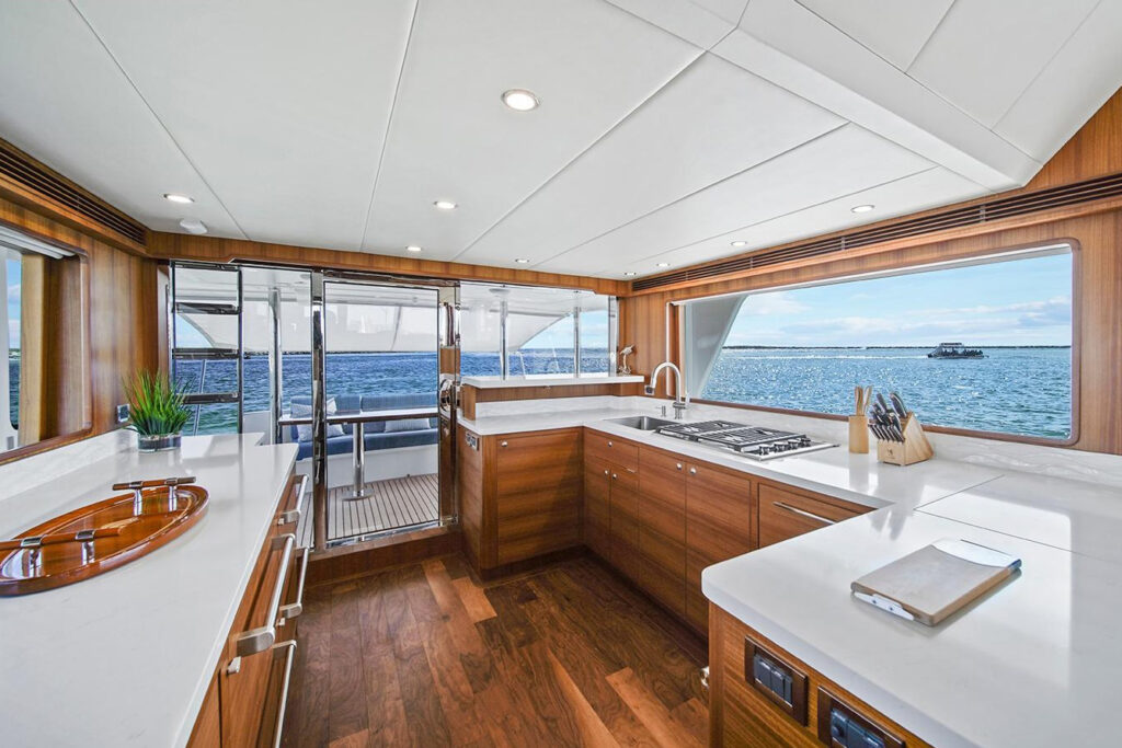 Outer Reef 670 Azure "Daddy-O"
