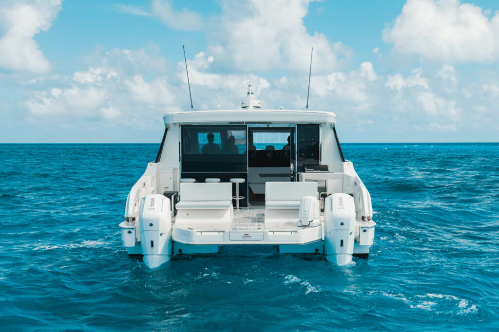 Aquila 46 Coupe